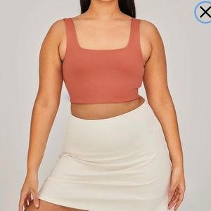 Girlfriend Collective BRICK TOMMY CROPPED BRA